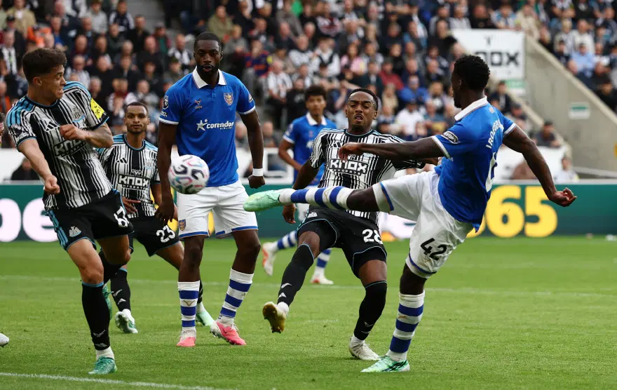 HULL CITY İLK KEZ YENİLDİ 5