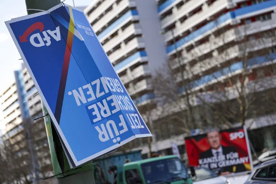 Almanya'da aşırı sağcı AfD, doğuda ilk eyalet hükümetini kuracak 3