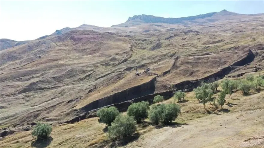 AĞRI DAĞI'NDAKİ KAZILAR ULUSLARARASI MEDYADA: HZ. NUH'UN GEMİSİ Mİ, PROPAGANDA MI? 4