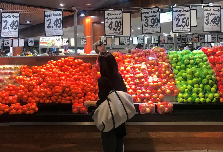 Avustralya faizi 15 yılın zirvesine çıkardı. "Yoksullaşıyoruz" uyarısı 2