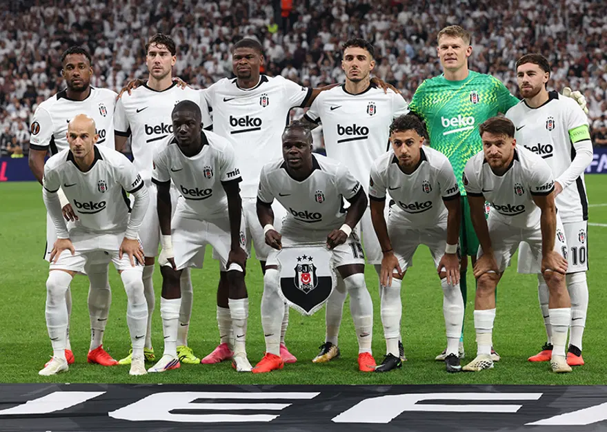Beşiktaş'ın yıldızından taraftar övgüsü. "Kulaklarım duymuyor gibi"