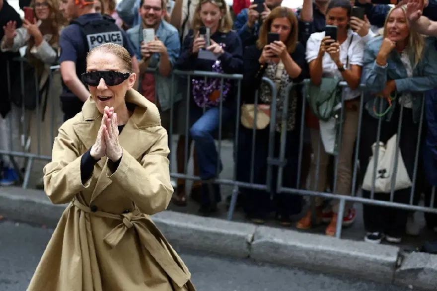 Celine Dion, yıllar sonra sahnelere geri döndü 4