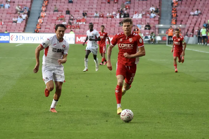 Cengiz Ünder şov yaptı, Çorum FK 6 gollü maçta Samsun'da farka koştu 3