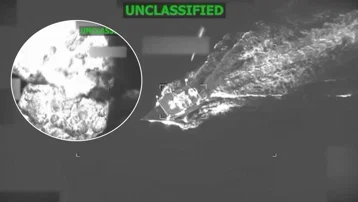 ABD ordusu uyuşturucu taşıyan tekneyi böyle vurdu: 4 ölü