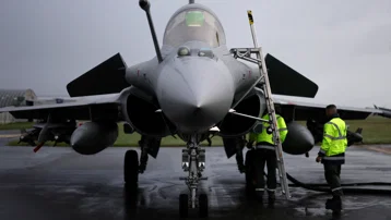 Almanya'daki Spangdahlem ABD Hava Üssü'nden kalkan bir F-16 düştü