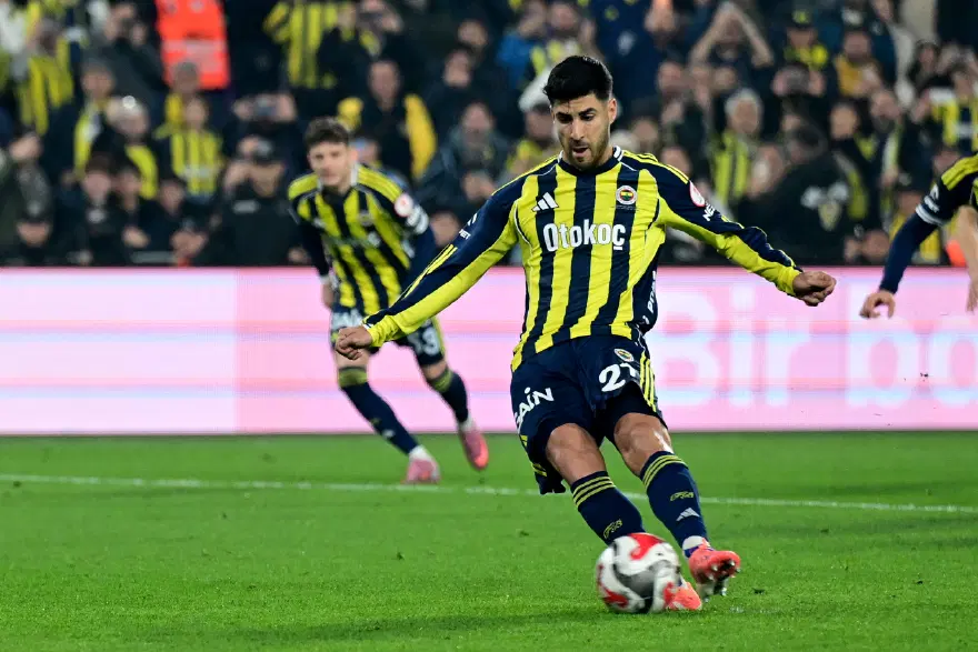 Fenerbahçe'nin yıldızından iddialara cevap. "Hepsi yalan"