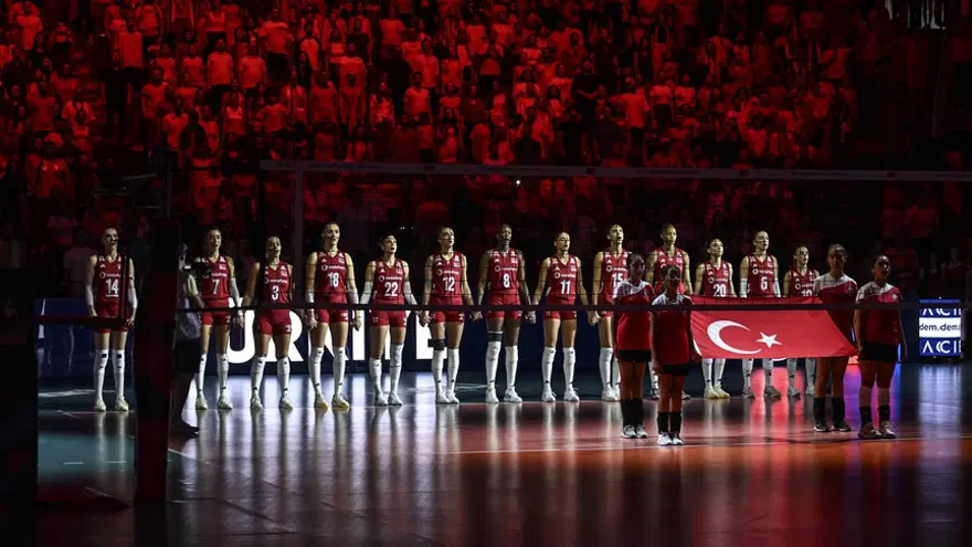 TÜRKİYE 8. KEZ YARI FİNALDE 2