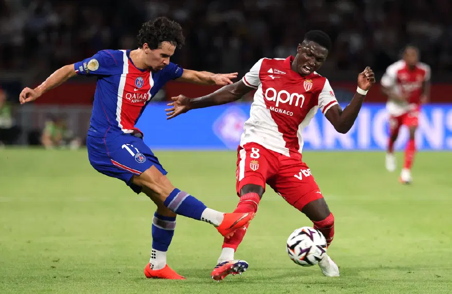 Galatasaray'ın rakibi PSG şokta. Monaco geriden gelip yendi 3