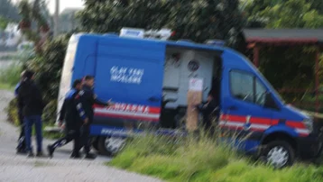 Antalya'da aile katliamı: Üç kişi öldü, saldırgan aranıyor