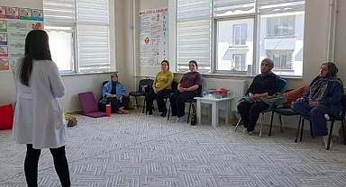 Anne adayları Gebe Okulunda buluştu