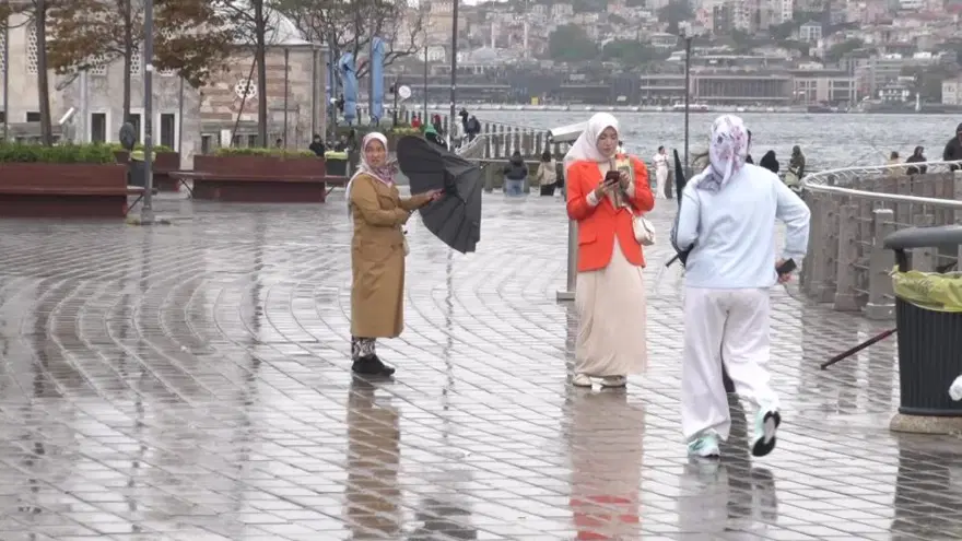 ANADOLU YAKASI'NDA SAĞANAK ETKİLİ OLUYOR 3