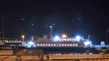 Marmara'da Panik. Feribot iskeleye çarptı.