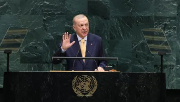 Cumhurbaşkanı Erdoğan BM'de şiir okudu, İran heyeti ayakta alkışladı