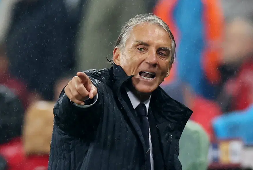 GALATASARAY'I ÇALIŞTIRMIŞTI 4