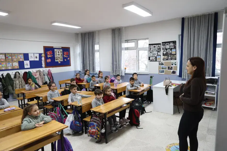 MEB standartları belirledi. Öğretmen önlüğünde yeni dönem