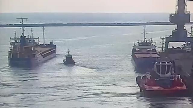 Silivri açıklarında çarpışan iki gemiden biri battı