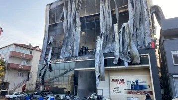 7 kişinin öldüğü Dilovası yangını. Kamu görevlileri hakim karşısına çıktı