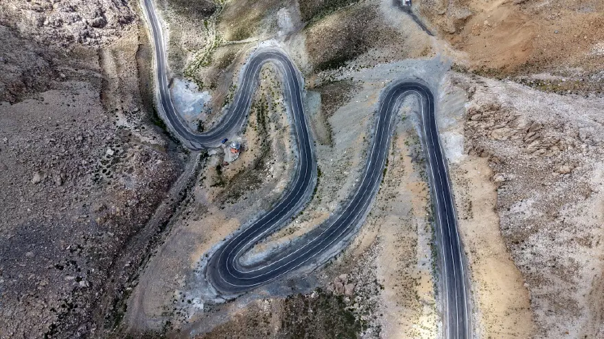 Saatler süren tehlikeli yol tarih oluyor. 13 kilometrelik tünel için çalışmalar başladı