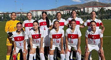 U19 Kadın Millî Futbol Takımı'nın Erzurum kampı sona erdi