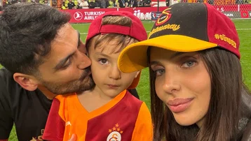 Galatasaraylı yıldızın eşinden çok sert çıkış. "Bana değil teknik direktörünüze sorun"