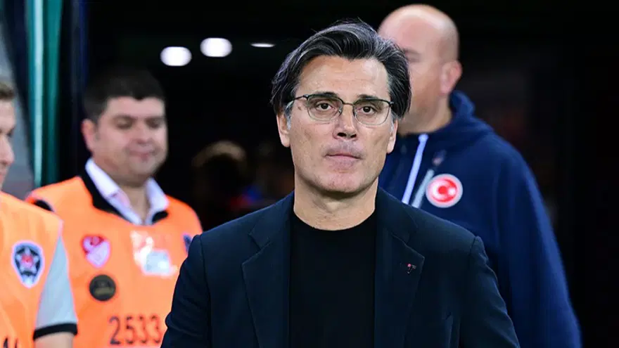 Türkiye-İtalya maçında Vincenzo Montella'ya istifa tepkisi 1
