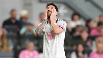 39 yaşındaki Messi yine bildiğimiz gibi. 49. kupasını kazandı