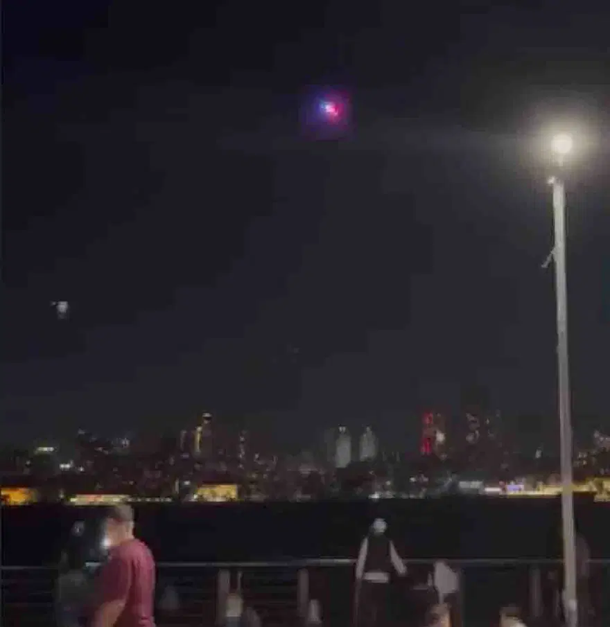 Üsküdar'da sahilde oturanlara polis dronu şoku. "Derhal uzaklaşın"