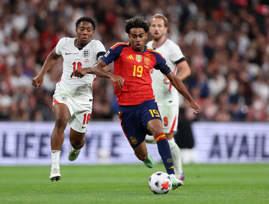 Wembley'de drama. İngiltere'nin kaderini Kane çizdi. İspanya 3 golle kazandı