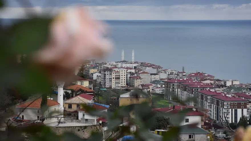 Yağmur aralıksız yağacak, rüzgar üşütecek. Meteoroloji 14 ili sarı kodla uyardı 5