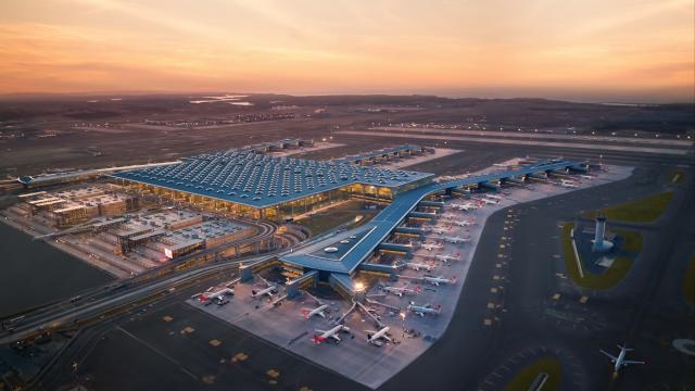 İstanbul Havalimanı'nın yeni pisti için açılış tarihi belli oldu