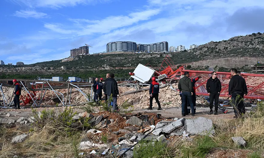 HORTUM YIKTI GEÇTİ 1