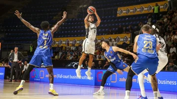 Beşiktaş, EuroLeague'de ilk galibiyetini görkemli bir skorla aldı