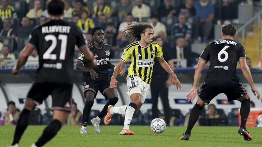 FENERBAHÇE'NİN MUHTEMEL 11'İ 5