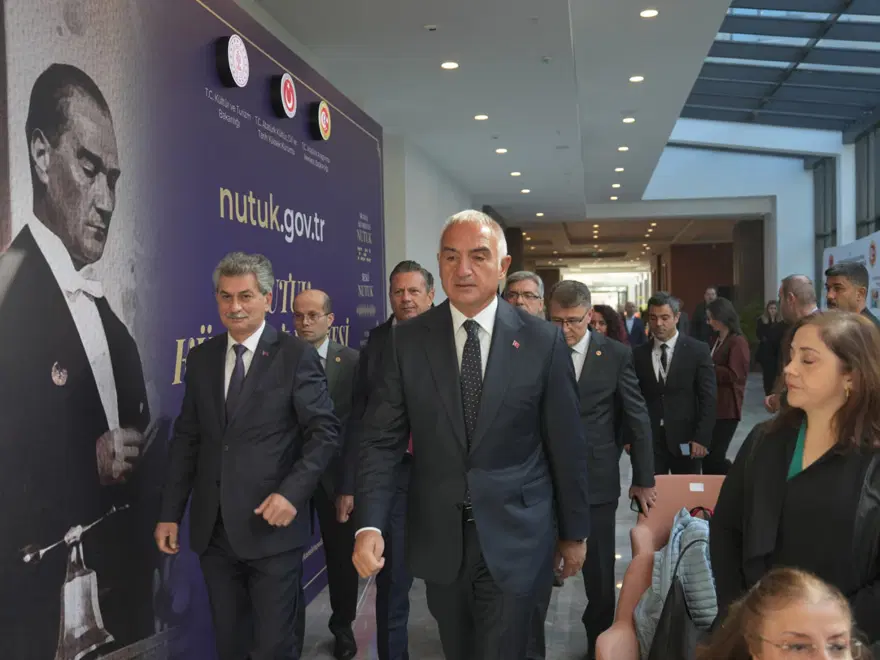 NUTUK ARTIK OKUNACAK, DİNLENECEK VE ARAŞTIRILACAK 1