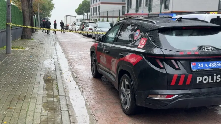BEKÇİ AYAĞINDAN VURDU 1