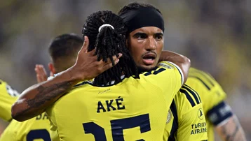 Fenerbahçe, Şampiyonlar Ligi'nde Aston Villa deplasmanında. İlk 11'de sürpriz