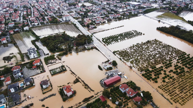 Dalaman'da Tersakan Deresi taştı: Evler ve tarım arazileri su altında kaldı