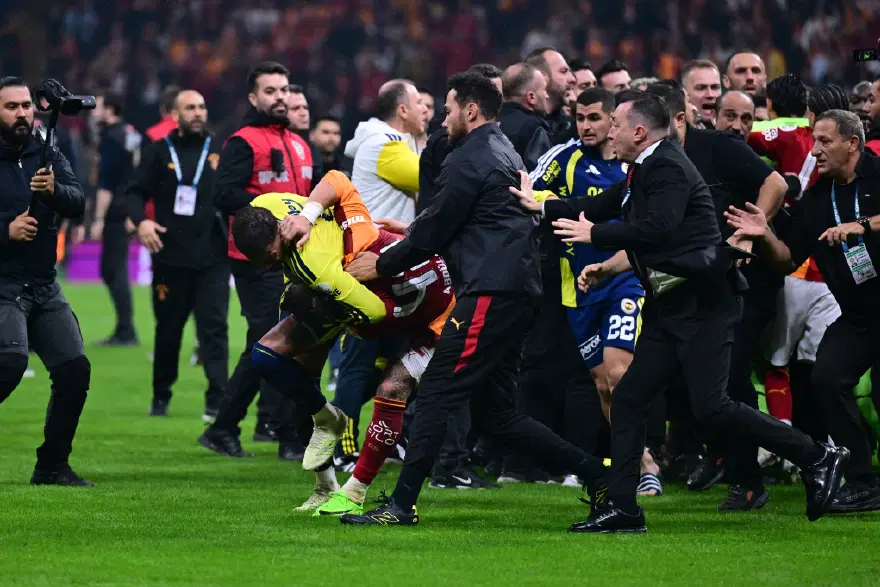 BROWN: "İNSANLARI TIRMALIYORLAR" 2