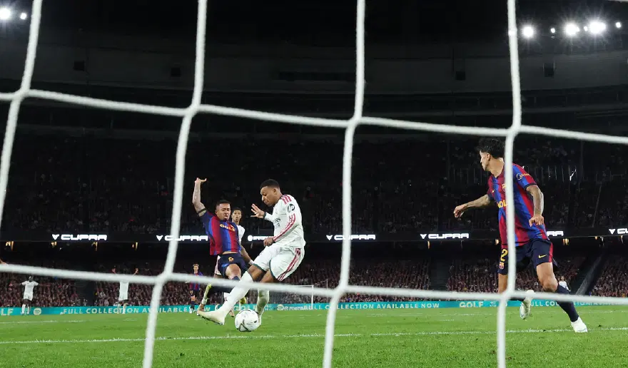 El Clasico'ya Mbappe damgası. İki golle Barcelona'yı Camp Nou'da yıktı 4
