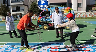 Okul okul gezerek çocukları kayakla tanıştırıyor
