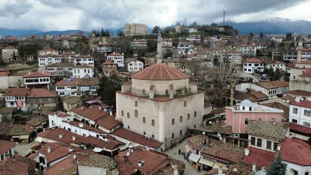 Safranbolu'nun tarihi camileri aslına uygun korunuyor