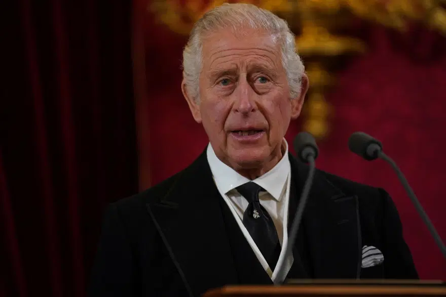 Kral Charles Karayipler turunda. 56 ülkeli zirve öncesi kölelik krizi 2