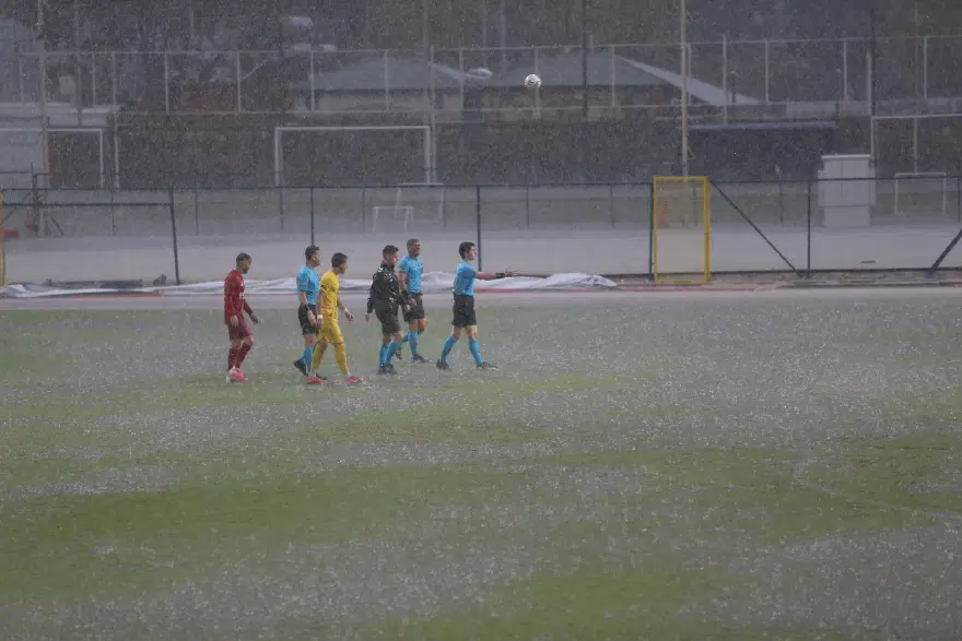 Kupada Fethiyespor-Eyüpspor maçına yağmur engeli 2