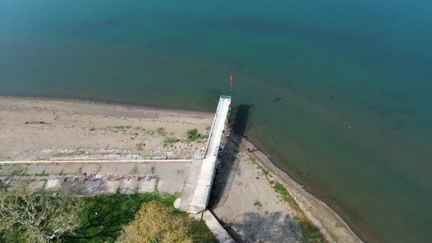 Kuvvetli yağışlar bile çare olmadı. İznik Gölü çekilmeye devam ediyor 2
