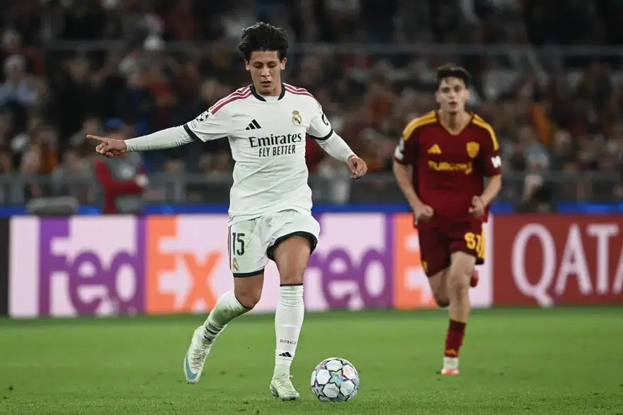"MOURINHO KENDI TAKIMINI CEZALANDIRDI" 2