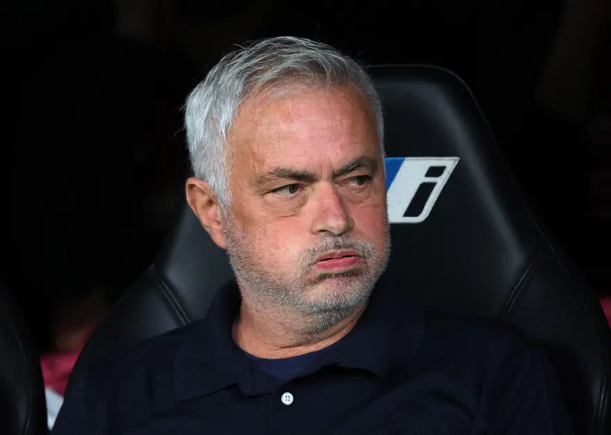 Mourinho'dan hakemlere olay gönderme. "Burnuma pis kokular geliyor" 1