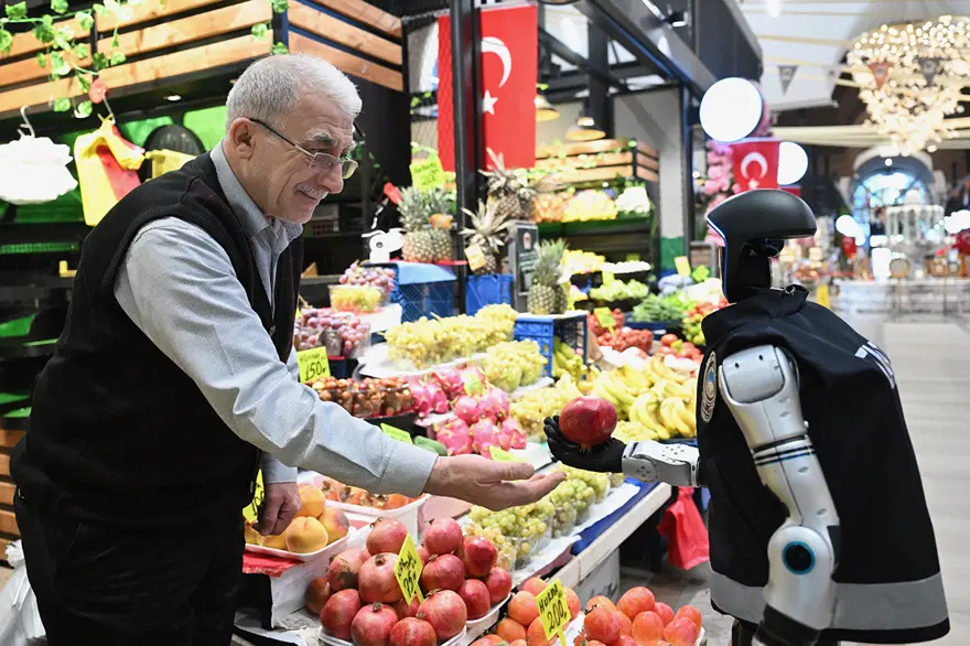 GÜLDÜREN DİYALOGLAR YAŞANIYOR 3