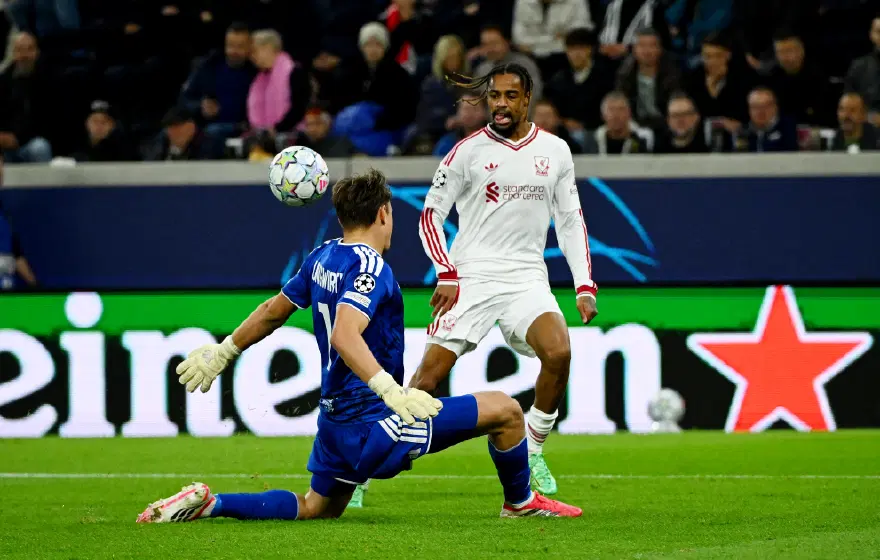Şampiyonlar Ligi değil, halı saha maçı gibi. 90 dakikada tam 9 gol 2
