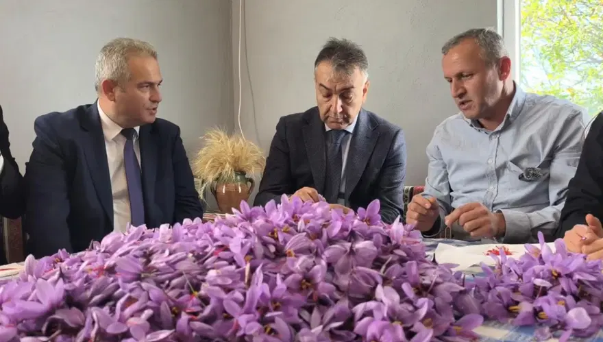 "UYGUN ZAMANDA TEK TEK TOPLANMASI GEREKİYOR" 1