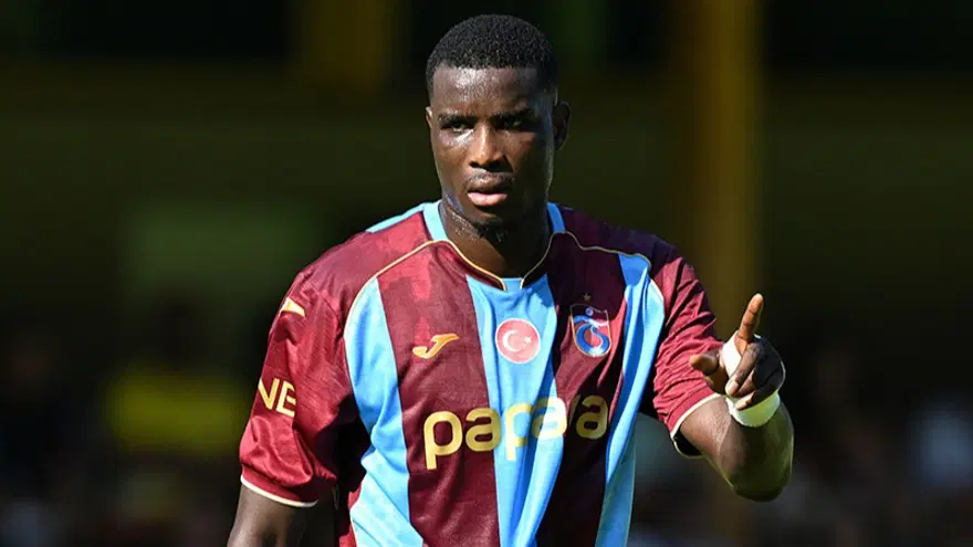 Trabzonspor'da sakatlık şoku, golü attı oyundan çıktı 2